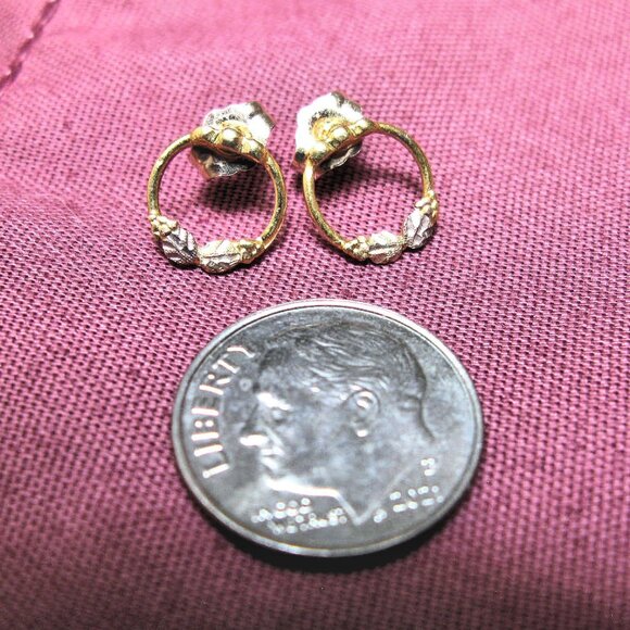 GOLD HARLEY EARRINGS, 2 PAIR  BLACK HILLS GOLD  STAMPER EARRINGS, STURGIS - Picture 5 of 9